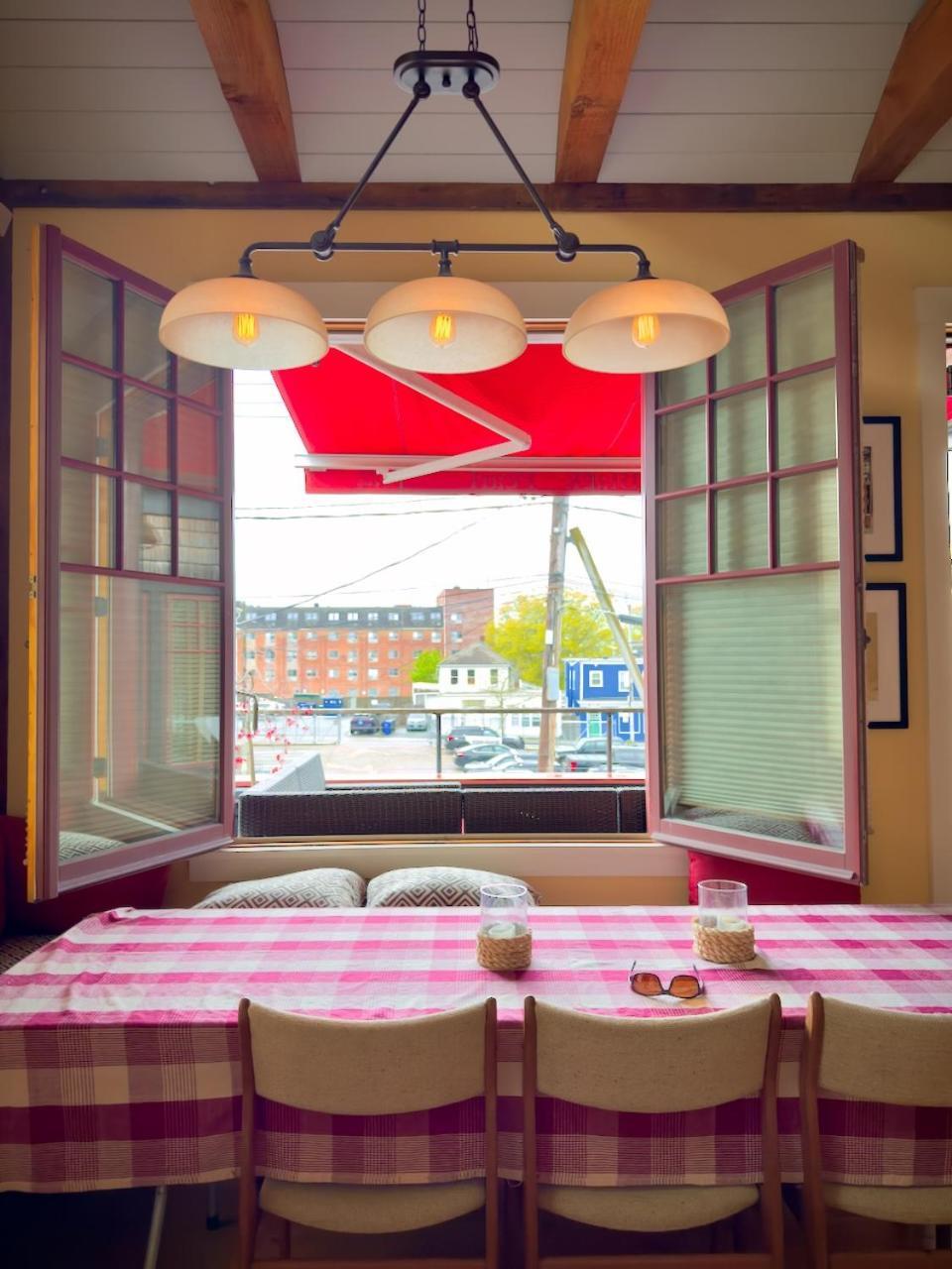 Hotel Magical Post And Beam Loft Downtown Newport! Exterior foto