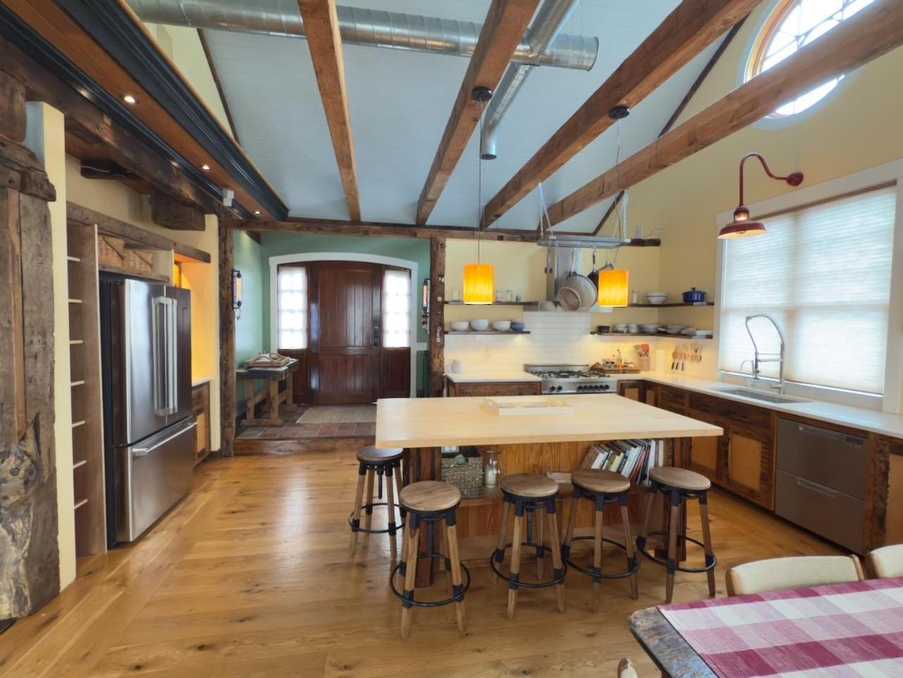 Hotel Magical Post And Beam Loft Downtown Newport! Exterior foto