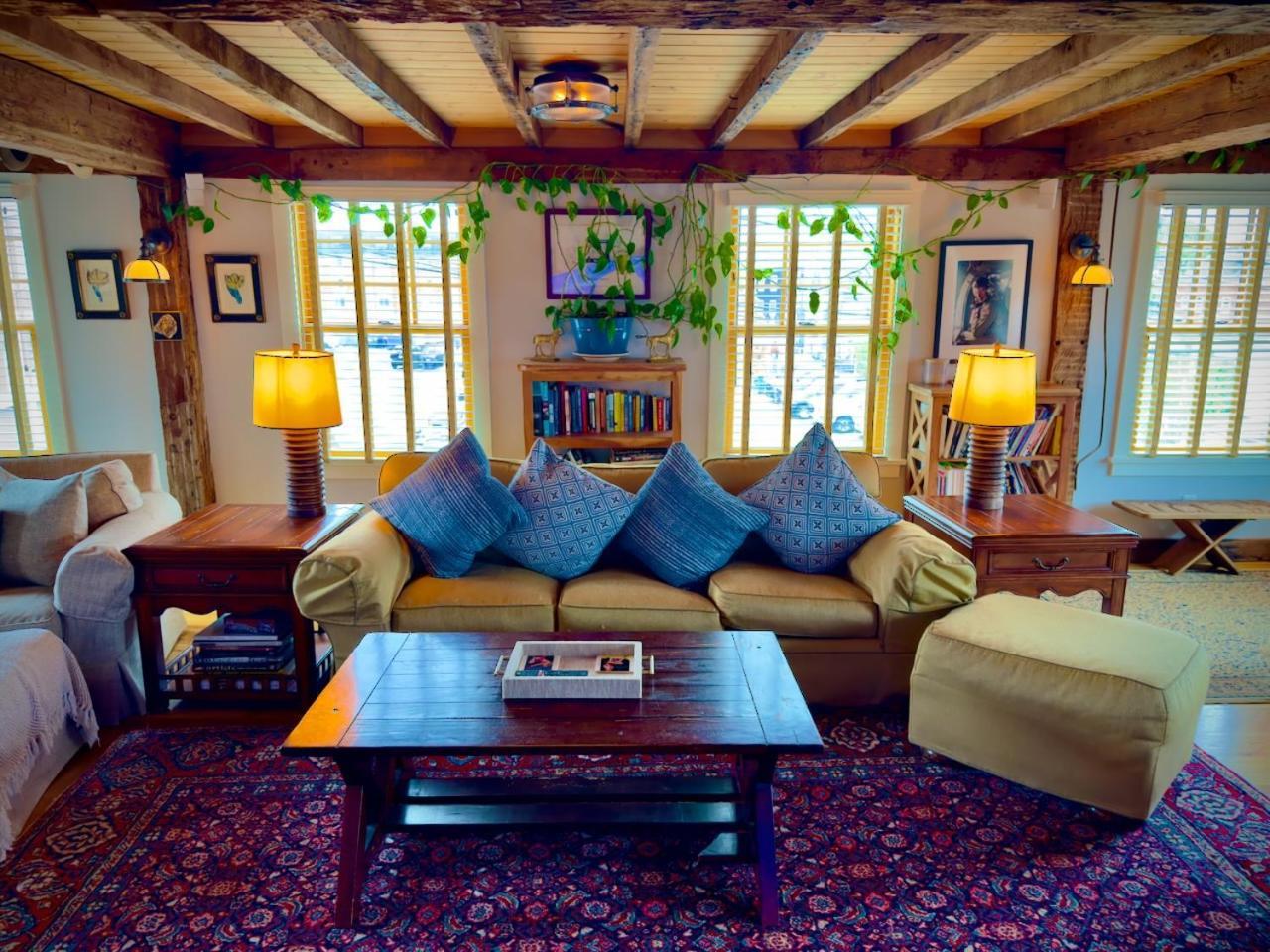 Hotel Magical Post And Beam Loft Downtown Newport! Exterior foto